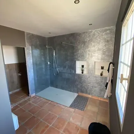 Maison De Charme Au Pays De Cezanne *